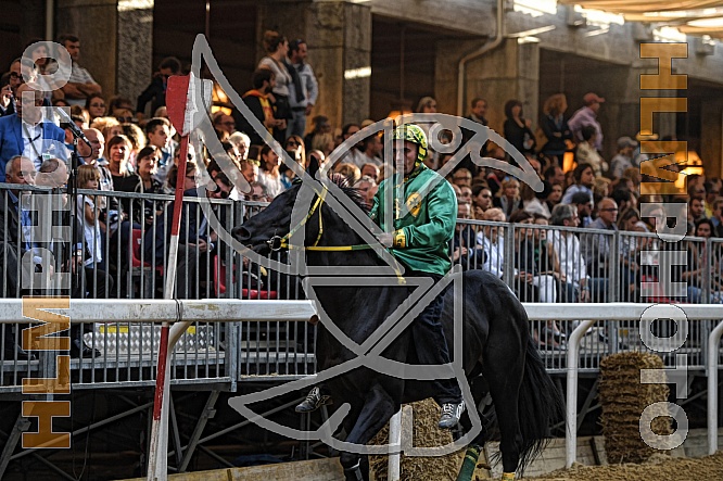 Il Palio. Batteria e finale Borgo San Lazzaro Il Palio. Batteria e finale Borgo San Lazzaro
