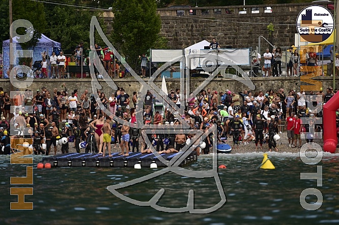 SWIM THE CASTLE - Foto dalla barca
