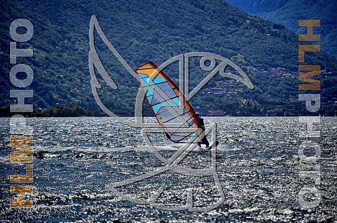 KITE & WINDSURF